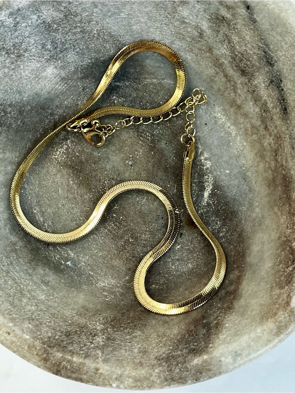 Gold Herringbone Chain Necklace - Unbranded $18